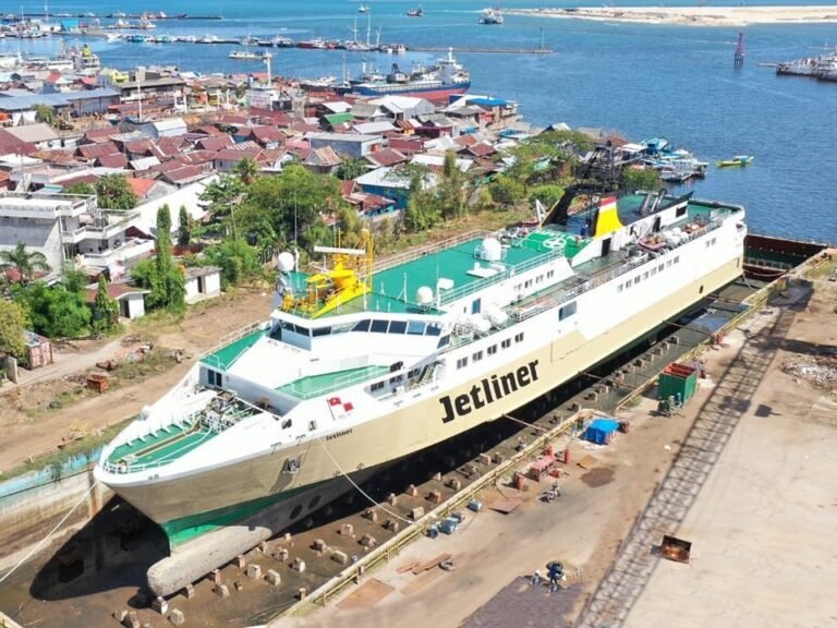 kfc jetliner - jadwal kapal pelni 2025