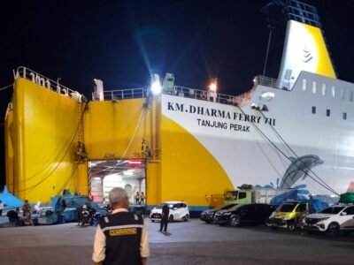 Jadwal KM Dharma Ferry VII April 2025