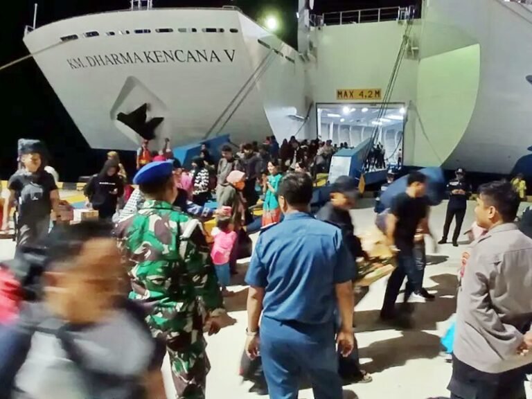 km dharma kencana v -- jadwal kapal ferry 2025