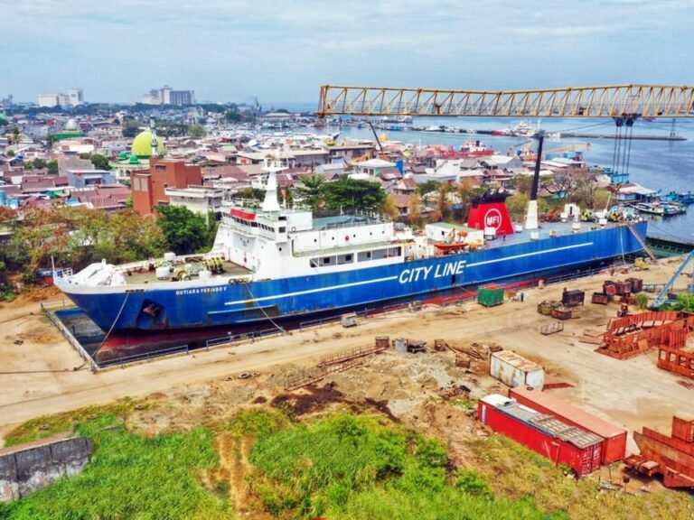 km mutiara ferindo v -- jadwal kapal ferry 2025