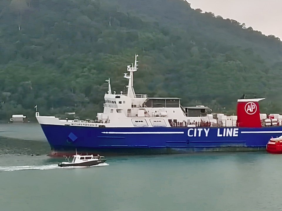 km mutiara persada ii -- jadwal kapal ferry 2025