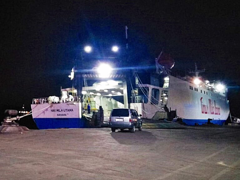 km niki mila utama -- jadwal kapal ferry 2025